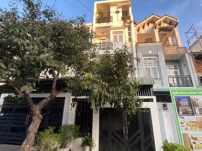Bán nhà Mặt tiền đường Xuân Thuỷ Khu A Hồng Phát