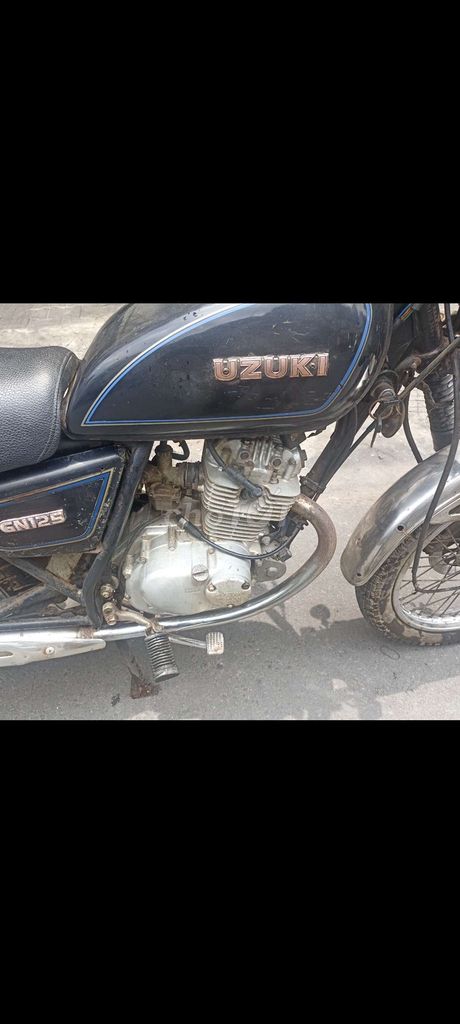 Suzuki GN zin đẹp trùm mền ít sử dụng. Mua bán Xe máy tại Quận 10 Tp Hồ Chí Minh được đăng bởi văn phúc  hình 2