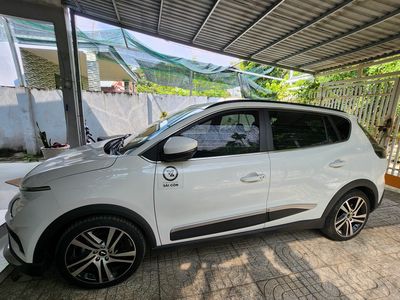 Xe điện VinFast VF e34 2022 Trắng