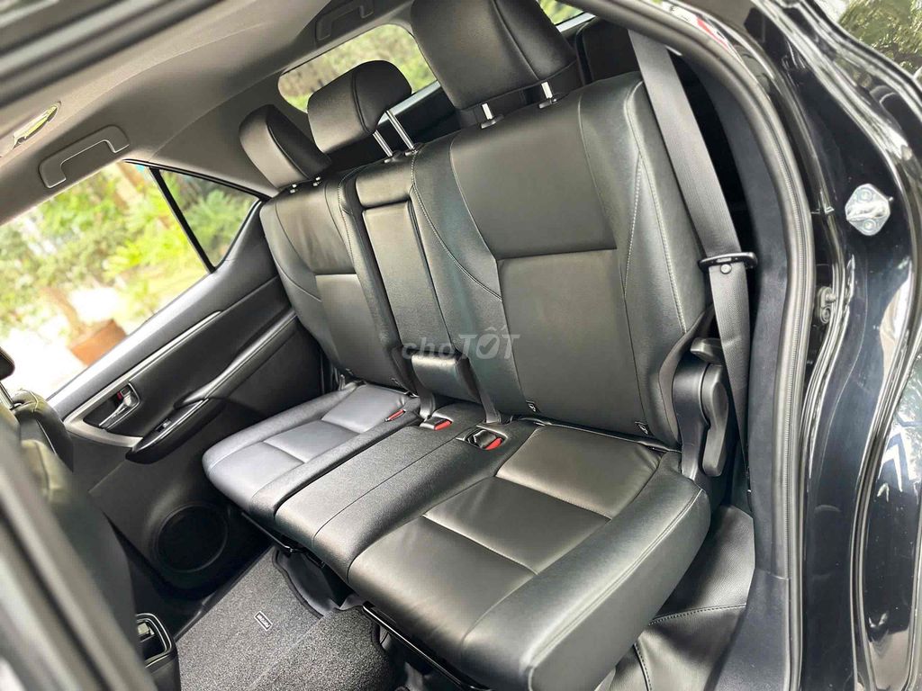 Toyota Fortuner 2024 2.4L 4x2 sx 2024 màu đen. Mua bán Ô tô tại Quận Cầu Giấy Hà Nội được đăng bởi Cao Quý hình 17