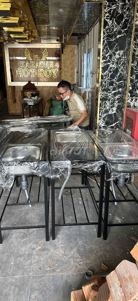 Kệ bếp di động Inox Đá Đen. Mua bán Tủ, kệ gia đình tại Huyện Hòa Vang Đà Nẵng được đăng bởi TRẦN MỸ LAN hình 1