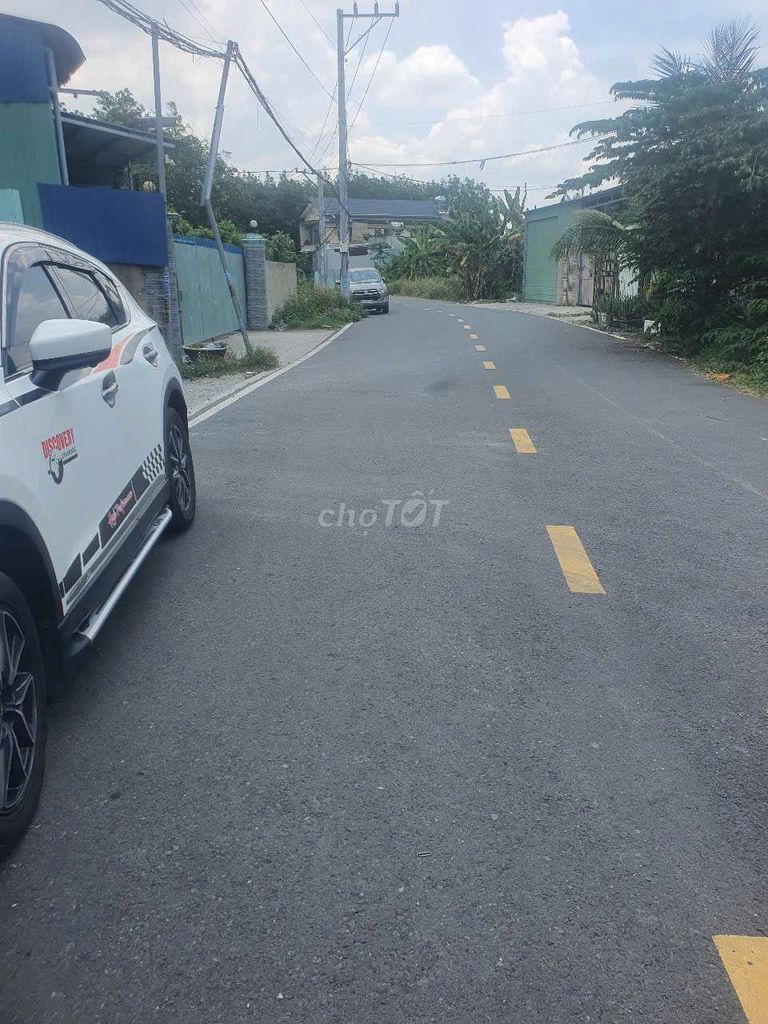 Bán Nhà xưởng phú chánh tân uyên TP HCM Cách dt 742 chỉ 150m