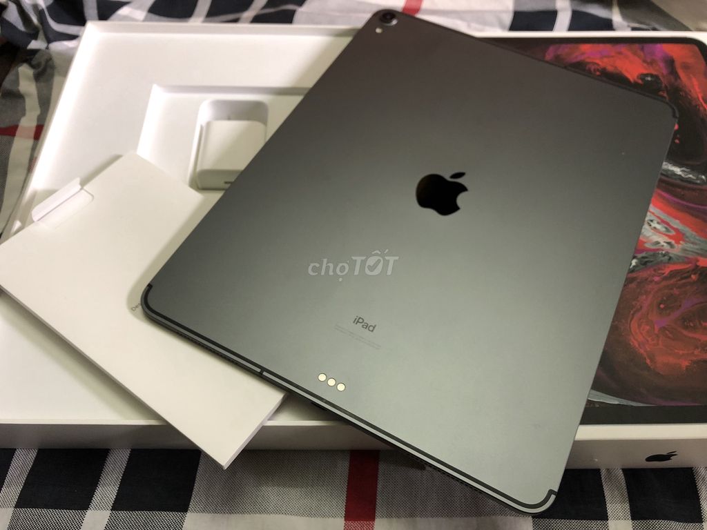 0948261811 - Ipad Pro 12.9 inch 2018 Gray 256gb 4G BH T3 / 2021