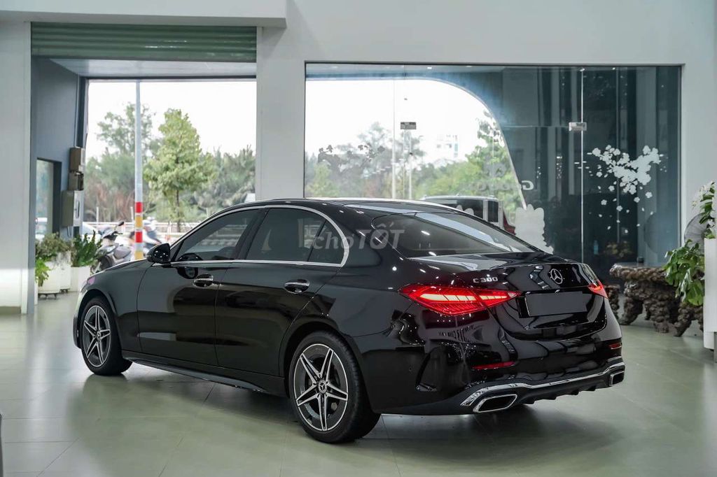 Mercedes C300 AMG All New V1 2022 Black Edition.. Mua bán Ô tô tại Quận 7 Tp Hồ Chí Minh được đăng bởi Hoàn Lee Xe Lướt hình 6
