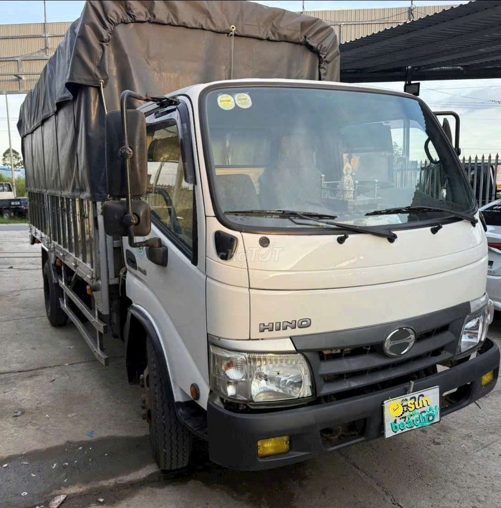 Xe tải Hino 5 tấn thùng inox dài 4m4. Mua bán Xe tải, xe ben tại Quận Cái Răng Cần Thơ được đăng bởi Trao Đổi Xe Tải Cũ Cần Thơ hình 1