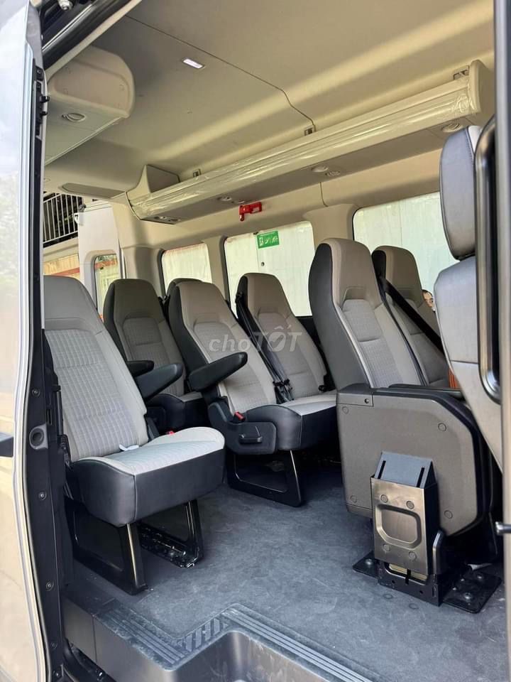 Ford Transit 2024, Phom mới, 3 phiên bản, Giao T7. Mua bán Ô tô tại Quận Hoàng Mai Hà Nội được đăng bởi Ford Pháp Vân hình 8