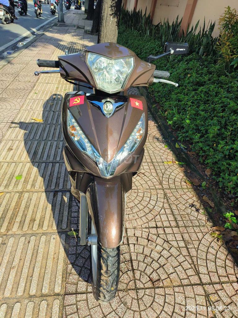 Bán xe shark biển đẹp phong thủy. Mua bán Xe máy tại Quận 4 Tp Hồ Chí Minh được đăng bởi Trần Thắng hình 3