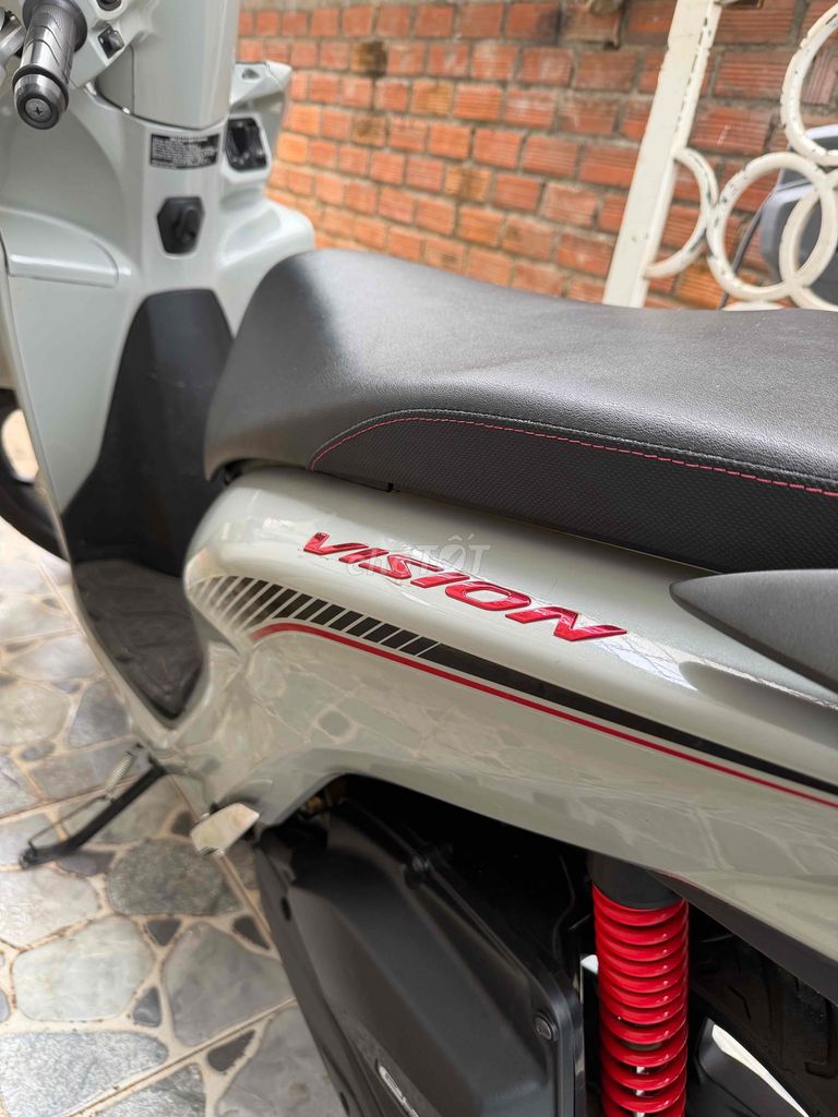 honda vision bản thể thao,xe đẹp,mới đi 9800km. Mua bán Xe máy tại Thành phố Buôn Ma Thuột Đắk Lắk được đăng bởi phùng vĩnh hình 5