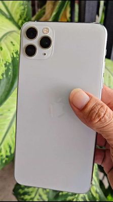 Điện thoại Apple iPhone 11 Pro Max 64GB Bạc. Mua bán Điện thoại tại Thành phố Long Xuyên An Giang được đăng bởi BAO ZIN