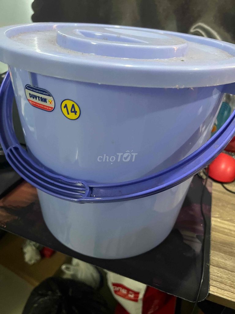 Thùng đựng gạo Duy Tân Nhựa 14 lít. Mua bán Dụng cụ nhà bếp tại Quận 10 Tp Hồ Chí Minh được đăng bởi Phương Nam hình 1
