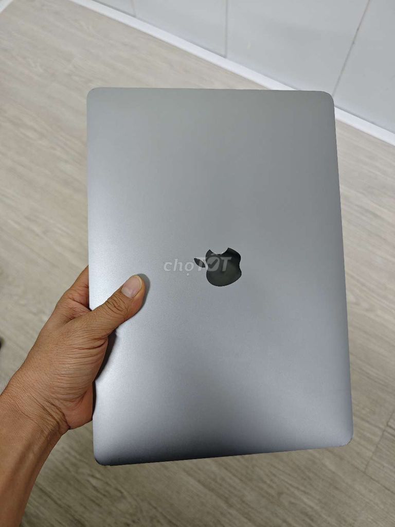 Macbook Air M1 (8/256GB) Zin đẹp 98/pin 99%. Mua bán Laptop tại Quận Ninh Kiều Cần Thơ được đăng bởi QYN hình 1