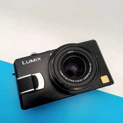 Máy ảnh Lumix LX2