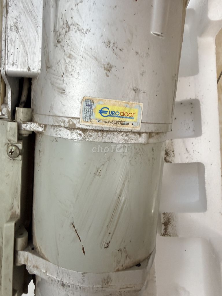 Động cơ cửa cuốn Eurodoor YH-A-300 Xám 220V. Mua bán Nội thất, đồ gia dụng khác tại Quận Ba Đình Hà Nội được đăng bởi Thiên Hạ Vô Địch hình 1