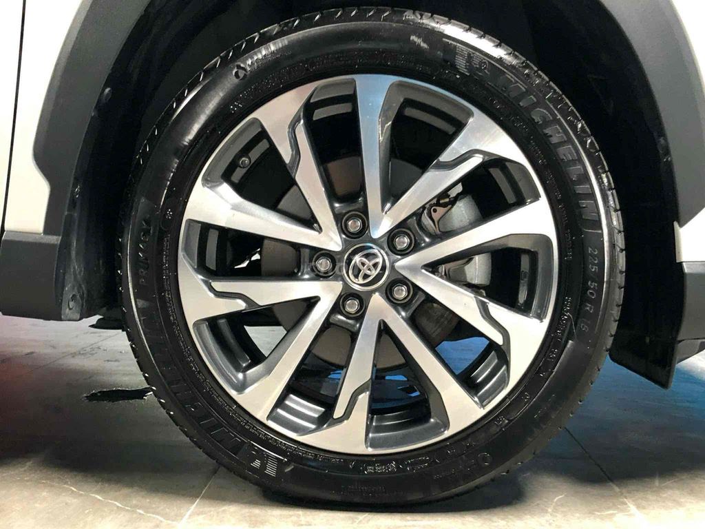 Toyota Corolla Cross 2022 - 32000 km. Mua bán Ô tô tại Huyện Hóc Môn Tp Hồ Chí Minh được đăng bởi Kavin tran hình 3
