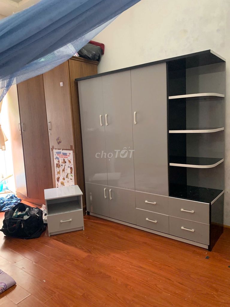 Tủ quần áo Xám đen Hiện đại. Mua bán Tủ, kệ gia đình tại Quận Nam Từ Liêm Hà Nội được đăng bởi nguyễn anh tuấn hình 1