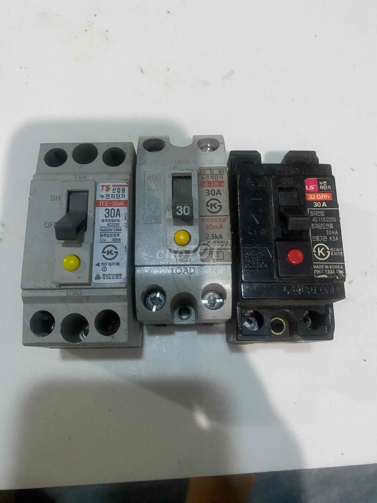3 Aptomat chống giật 30A Hàn Quốc. Mua bán Đồ chuyên dụng, Giống nuôi trồng tại Quận Gò Vấp Tp Hồ Chí Minh được đăng bởi An khang hình 1