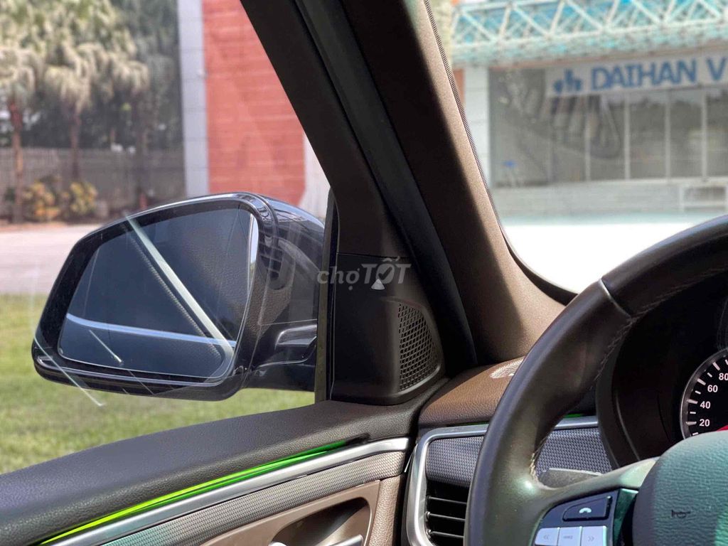 VinFast Lux SA2.0 Plus 2.0 sx 12/2020 siêu đẹp. Mua bán Ô tô tại Quận Đống Đa Hà Nội được đăng bởi TRUNG HIẾU AUTO hình 15