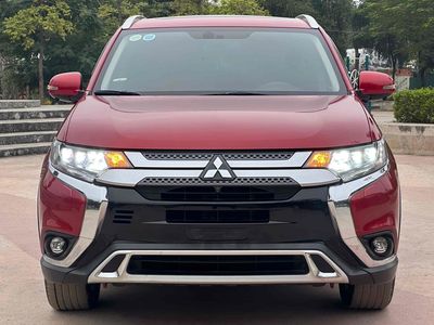 Mitsubishi Outlander 2020 Premium 2.0 Đỏ