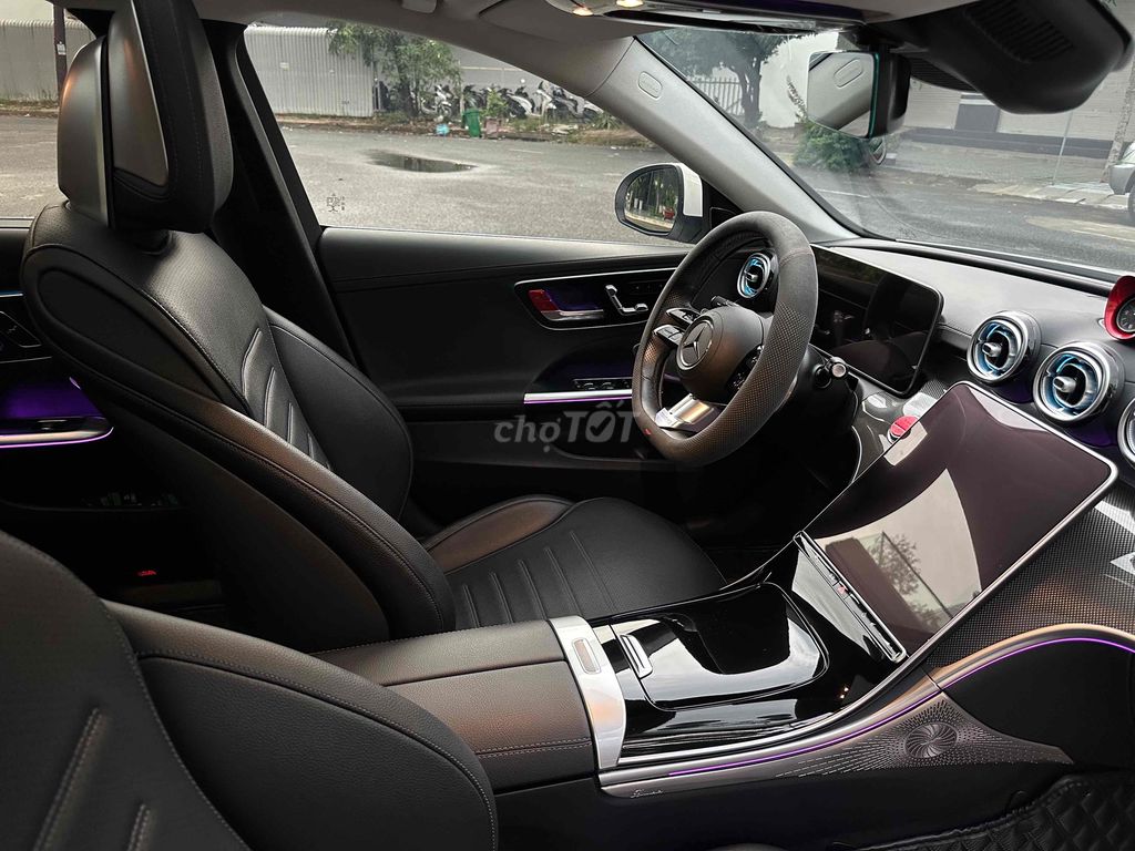 Mercedes Benz All-new 2022 C 300 AMG - 32000 km. Mua bán Ô tô tại Quận Cái Răng Cần Thơ được đăng bởi Toàn Hồ hình 6