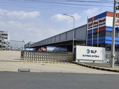 Tuyển nhân viên thời vụ, chính thức kho WH Xuyên Á