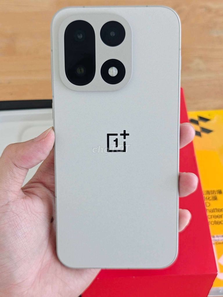 OnePlus 15 256GB Trắng 99.9%. Mua bán Điện thoại tại Thành phố Thủ Đức Tp Hồ Chí Minh được đăng bởi Bùi Nguyễn Minh Quân hình 1