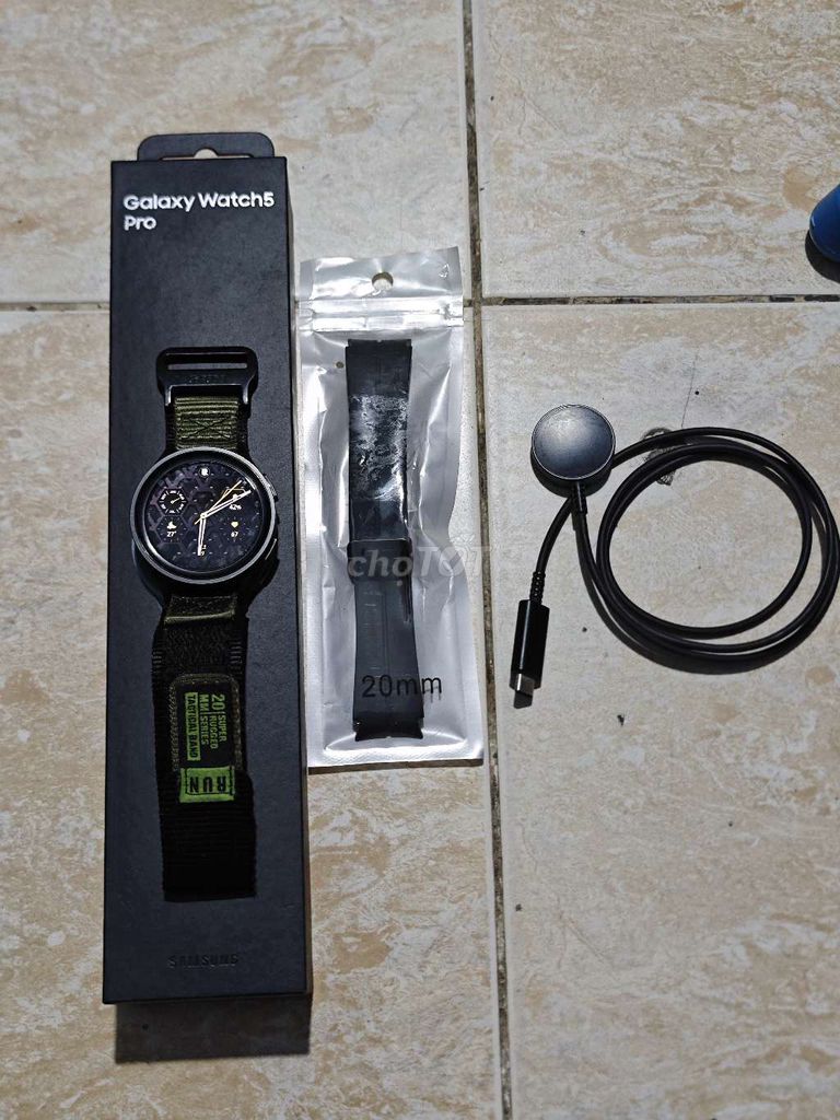 Samsung Galaxy Watch5 Pro Đen. Mua bán Thiết bị đeo thông minh tại Quận 4 Tp Hồ Chí Minh được đăng bởi Đỗ Hữu Cảnh hình 1
