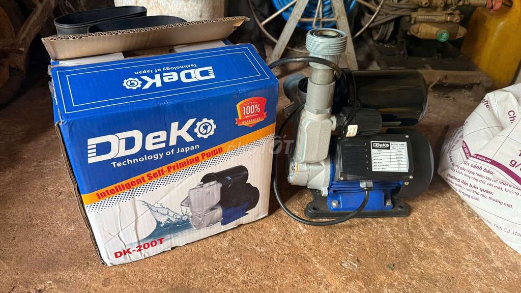 Bơm tăng áp Deko DK-200T . Mua bán Nội thất, đồ gia dụng khác tại Huyện Cư M'gar Đắk Lắk được đăng bởi Hoang Bach hình 1