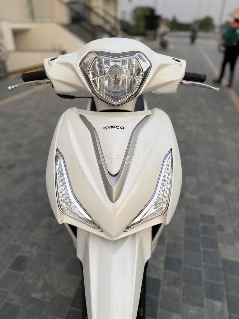 Cửa hàng thanh lý Kimco hermosa 50cc học sinh. Mua bán Xe máy tại Quận Bắc Từ Liêm Hà Nội được đăng bởi Hữu Nhuận hình 6