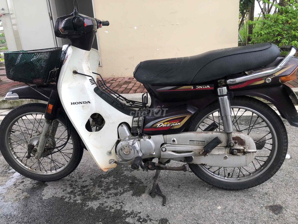 Honda Dream белая, черная