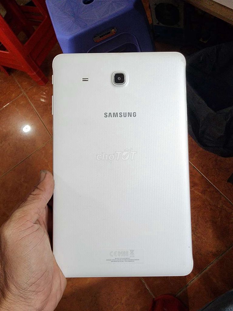 Samsung E9.7 1.5GB/8GB Trắng. Mua bán Máy tính bảng tại Quận Bình Thạnh Tp Hồ Chí Minh được đăng bởi Phuong1 hình 1