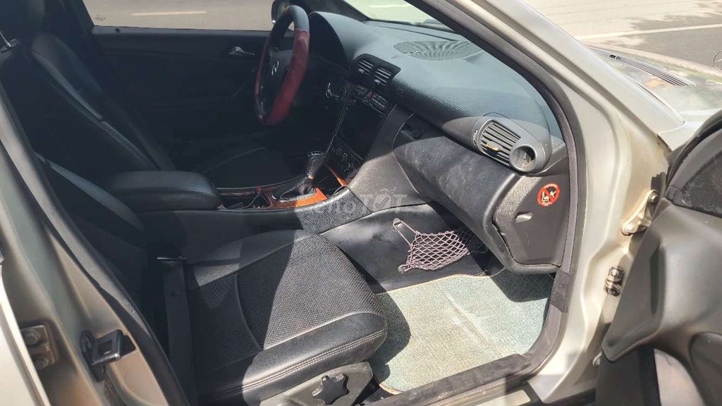 Mercedes 2004 C180K Classic  - 88 km. Mua bán Ô tô tại Thành phố Thủ Dầu Một Bình Dương được đăng bởi THANH DUY hình 19