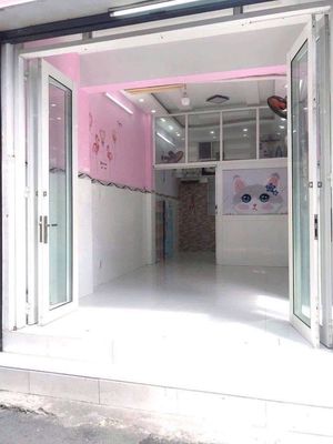 Аренда · 1 комн. · 38 м² · Quận 3, ул. Đường Trần Văn Đang