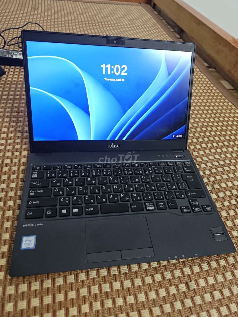 Cần bán Laptop Lifebook U938 chạy i5 7300 bản Nhật. Mua bán Laptop tại Thành phố Tam Điệp Ninh Bình được đăng bởi vinh vu the hình 1