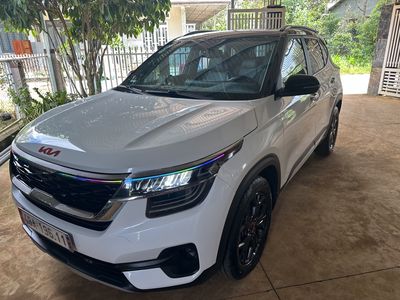 Kia Seltos 2023 1.4 Turbo Premium - 42000 km. Mua bán Ô tô tại Huyện Đắk Mil Đắk Nông được đăng bởi Nguyễn Tuyển