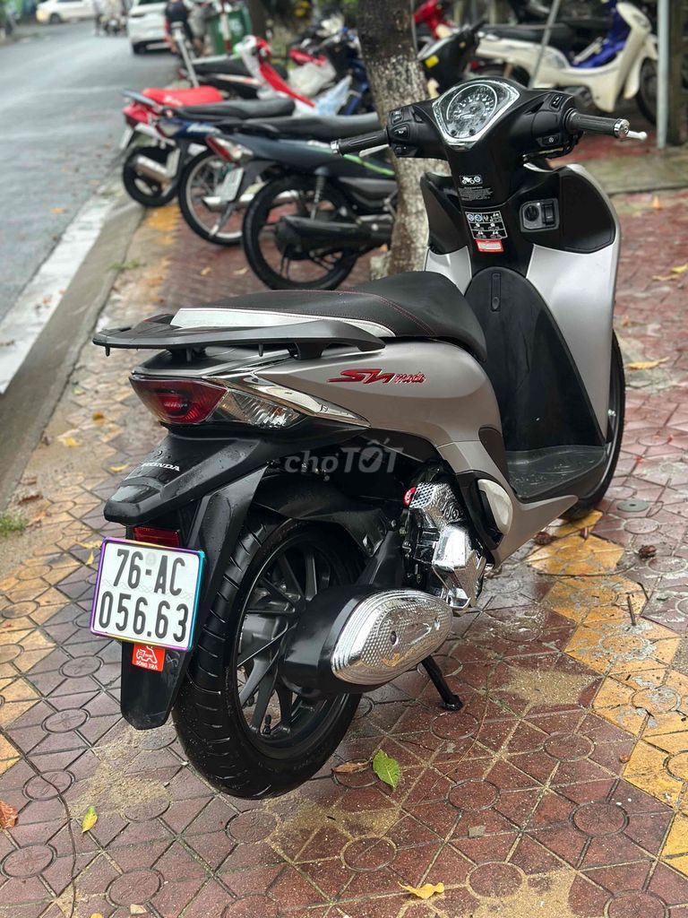 SH Mode Mua Vào Tháng 12/2024 Xe Ít Đi Còn Khá Đẹp. Mua bán Xe máy tại Thành phố Quảng Ngãi Quảng Ngãi được đăng bởi Hien hình 2