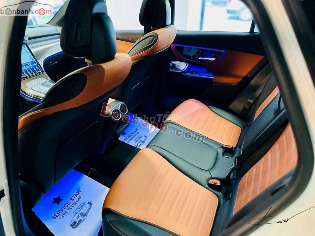 Mercedes Benz GLC 300 4Matic 2025 - 2 Tỷ 339 Triệu. Mua bán Ô tô tại Quận Long Biên Hà Nội được đăng bởi Nguyễn Văn Chung hình 3