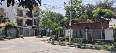 Cho thuê nhà mặt tiền góc phố dài 31 mét. Khu dân cư Vĩnh Phú 2