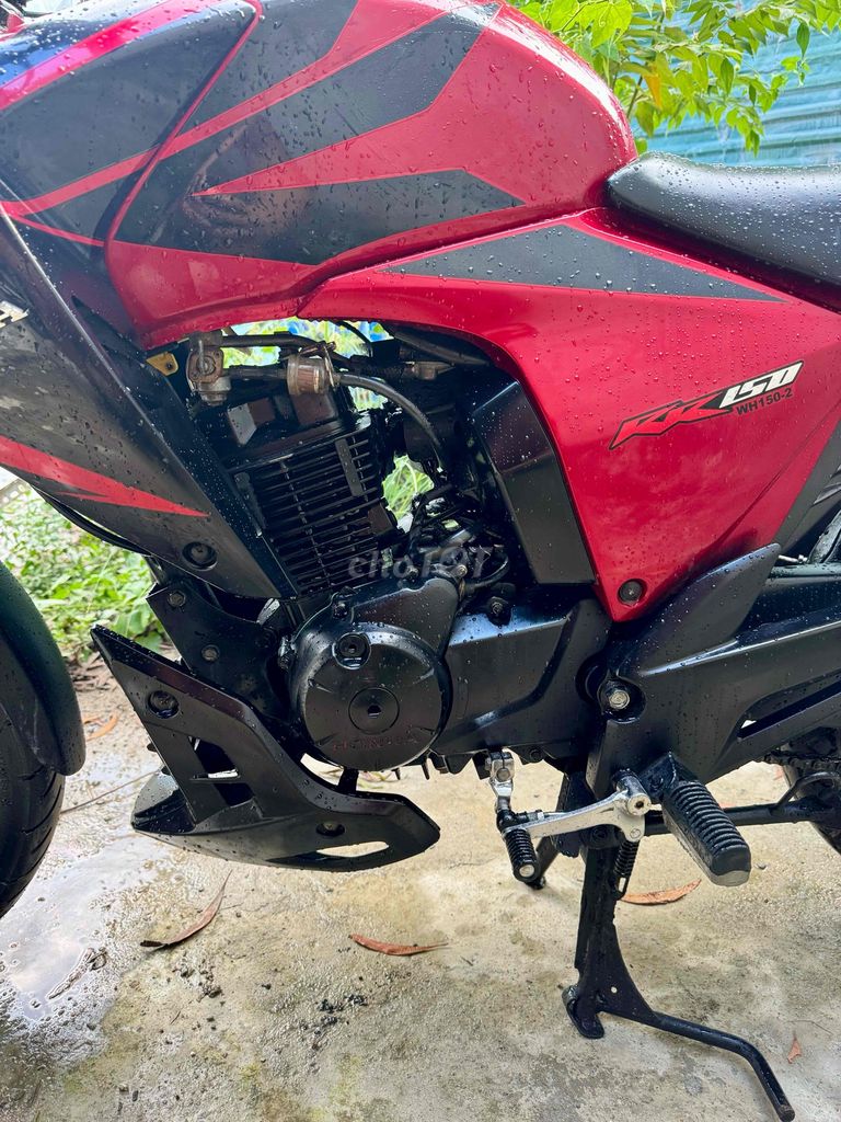 HONDA RR-150 | được bảo trì tốt | dặm thấp |. Mua bán Xe máy tại Thành phố Nha Trang Khánh Hòa được đăng bởi Xin Hải  hình 3