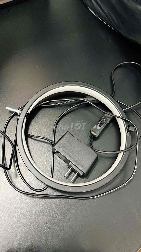 Đèn LED vòng Đen điều chỉnh độ sáng. Mua bán Đèn tại Huyện Nhà Bè Tp Hồ Chí Minh được đăng bởi Ngọc Ni hình 1