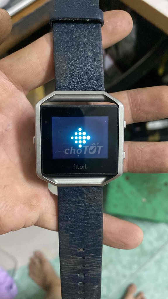 đồng hồ fitbit blazer