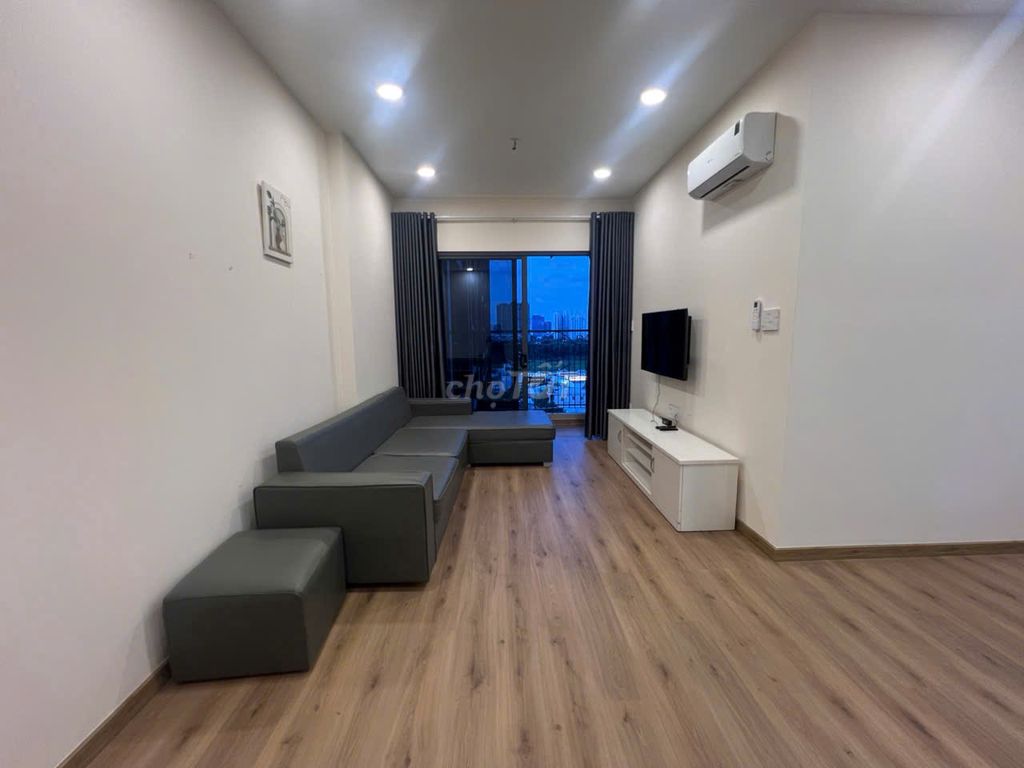 Сдается в аренду Viva Plaza Q9. 72 м2, 2 спальни, 2 туалета, цена с мебелью 10 т.р.
