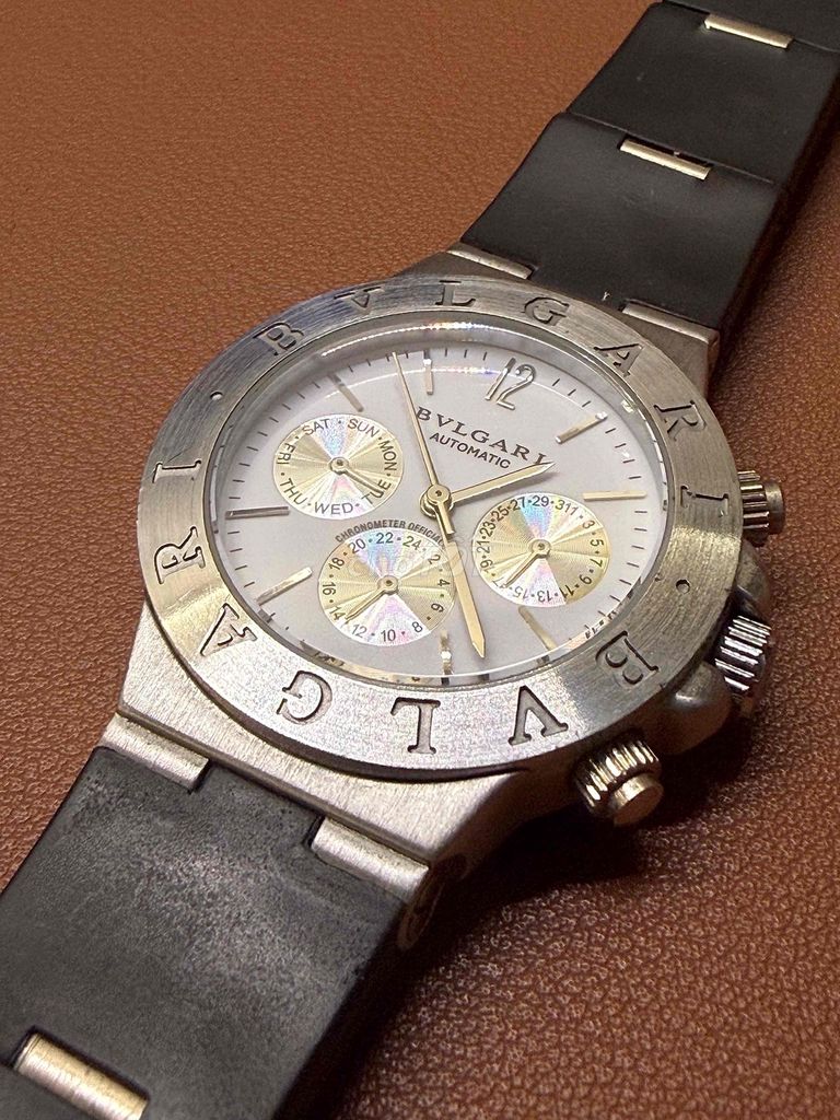 Đồng hồ Bvlgari Automatic. Mua bán Đồng hồ tại Quận Lê Chân Hải Phòng được đăng bởi Hà Hiếu hình 1
