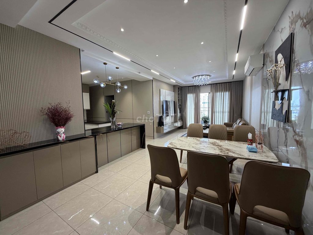 Элитная квартира Docklands Saigon 125 кв.м, 3 спальни, премиальная мебель