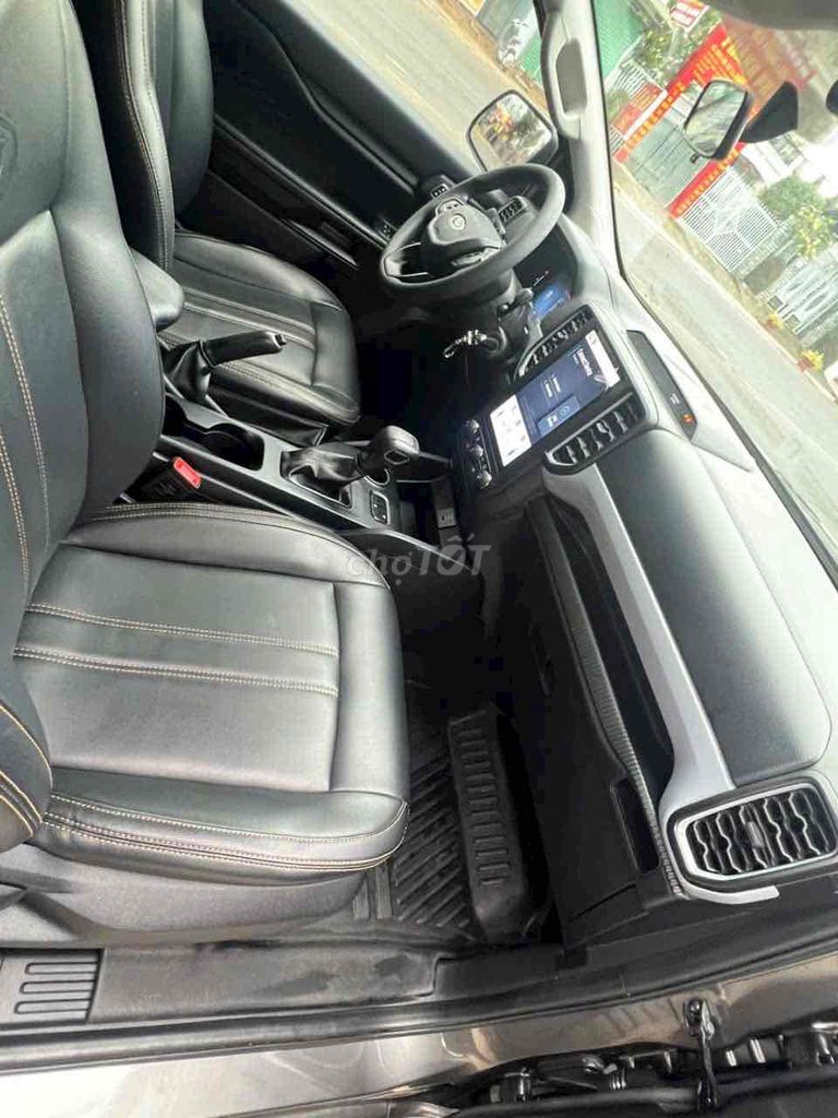 Ford Ranger 2024 XLS 2.0 4X2 AT - 62000 km. Mua bán Ô tô tại Huyện Đức Trọng Lâm Đồng được đăng bởi SALON ÔTÔ HOÀ THẮNG  hình 5