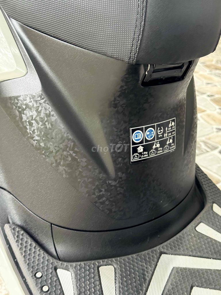 Vision Bản Thể Thao Màu Hott bs 65H1 Chính Chủ. Mua bán Xe máy tại Quận Ô Môn Cần Thơ được đăng bởi Tiến Tạp Hoá  hình 20