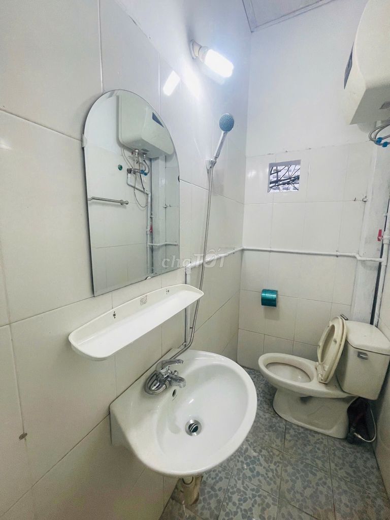 Cho thuê phòng trọ Nguyễn Chí Thanh - Chùa Láng. Cho thuê phòng trọ tại Quận Đống Đa Hà Nội được đăng bởi A Quang hình 2