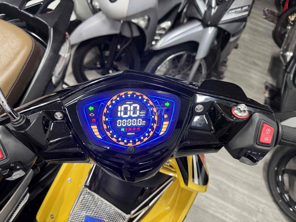 Ex 135 côn tay xuống áo 2010 bs 43 . Hỗ trợ trả go. Mua bán Xe máy tại Quận Cẩm Lệ Đà Nẵng được đăng bởi Duc Tran  hình 1