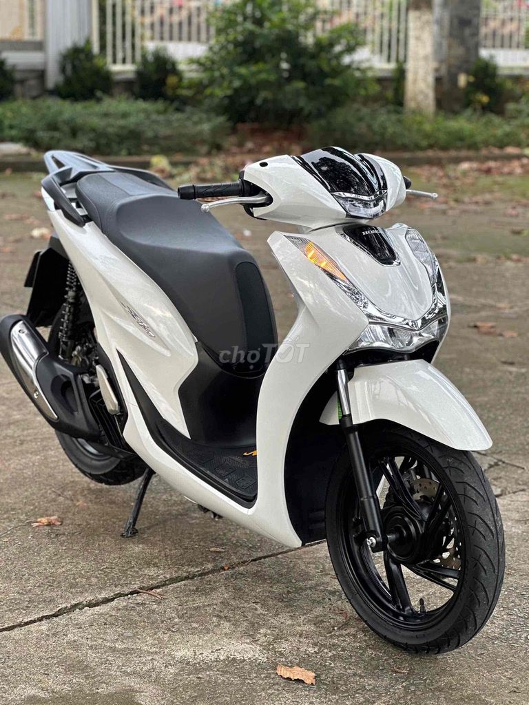 SH 125-2021 hỗ trợ góp. Mua bán Xe máy tại Huyện Trảng Bom Đồng Nai được đăng bởi Xe Máy Ngọc Hưng hình 4