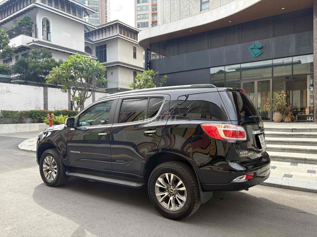 Chevrolet Trailblazer 2018 LTZ 2.5L VGT 4x4 AT. Mua bán Ô tô tại Thành phố Thủ Đức Tp Hồ Chí Minh được đăng bởi Phúc Nguyên hình 19