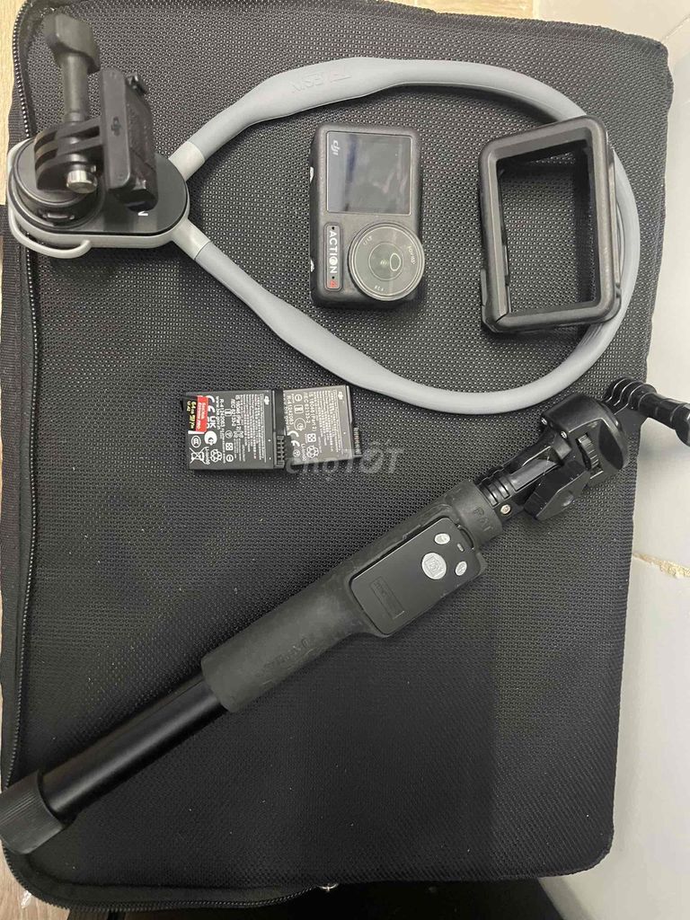 Camera hành động DJI Action 4 Đen. Mua bán Máy ảnh, Máy quay tại Quận 8 Tp Hồ Chí Minh được đăng bởi Thư Hoàng hình 1